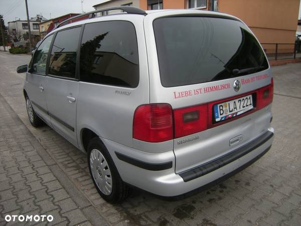 Volkswagen Sharan 2.0 Special - 22