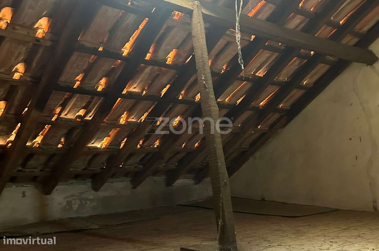 Moradia T1 com Quintal no Centro do Montijo, Oportunidade Investimento-3