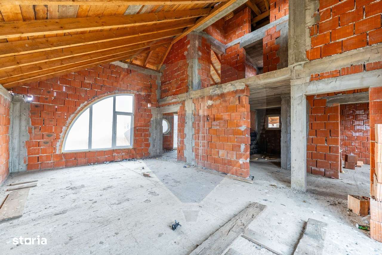 Vilă 4 camere si teren 4421mp de vanzare-3