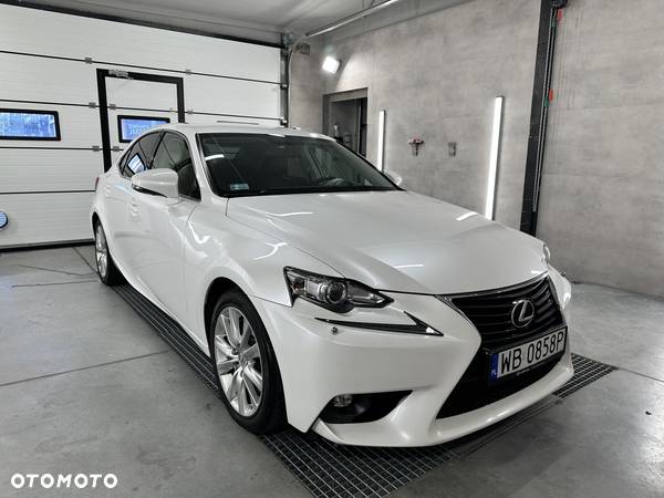 Lexus IS 200t Elite - 1