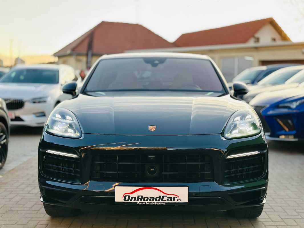 Porsche Cayenne Coupe GTS Tiptronic S - 12