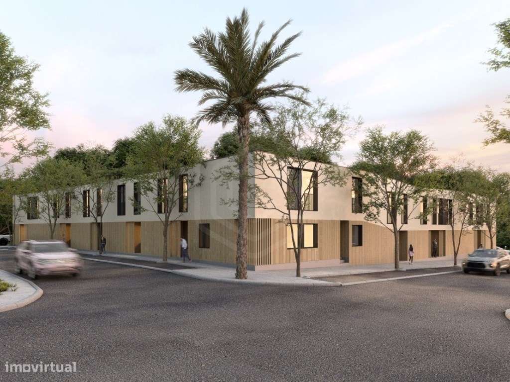 Moradia em Banda T3 em zona Privilegiada de Loulé, Algarve - Grande imagem: 2/30