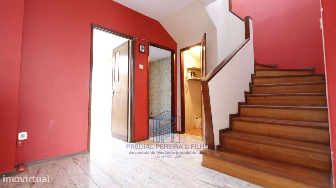 Moradia T3 - Rio Tinto / Venda Nova / Próx. Escola Secundária-2