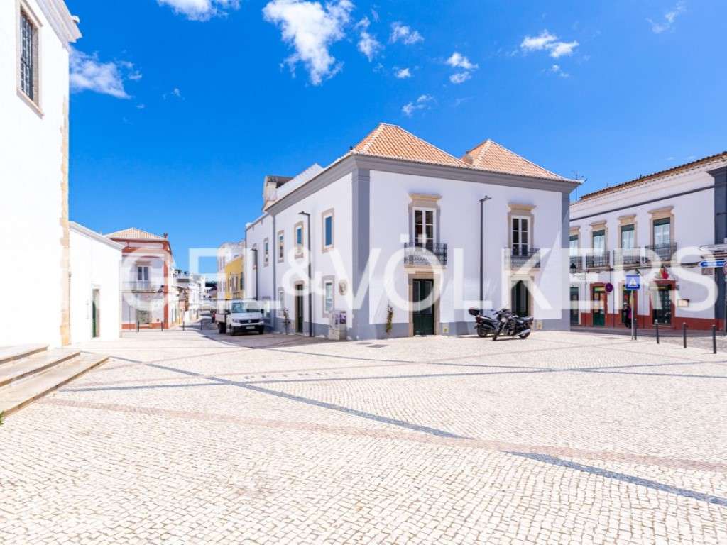 Largo de São Pedro | Projeto de 5 Townhouses em Faro - Grande imagem: 3/22