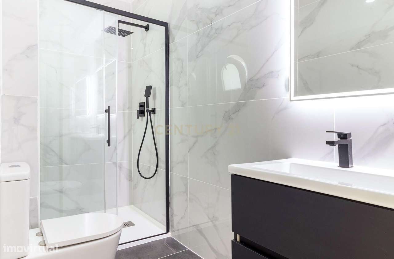 Apartamento T4 integralmente renovado em Alvalade, Lisboa. Em Venda!-3
