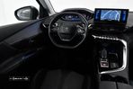 Peugeot 3008 1.2 PureTech Allure Pack EAT8 - 22