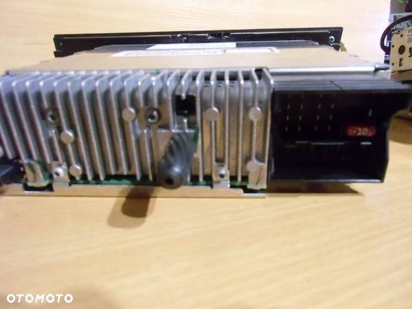 RADIO CD BUSINESS BMW 1 E87 E81 E90 E91 6959145-01 6959145 EUROPA - 6