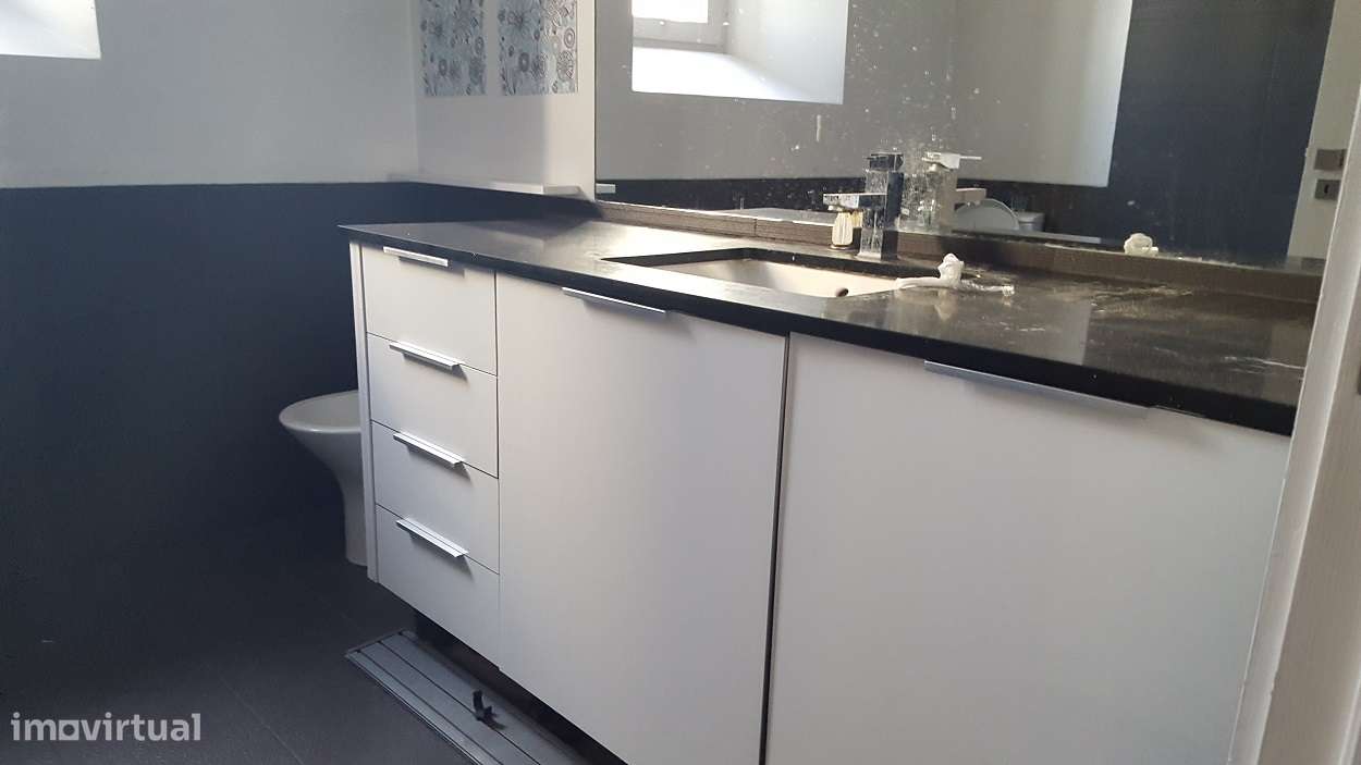 ARRENDAMENTO - Apartamento T1 centro Póvoa de Varzim - Grande imagem: 4/15