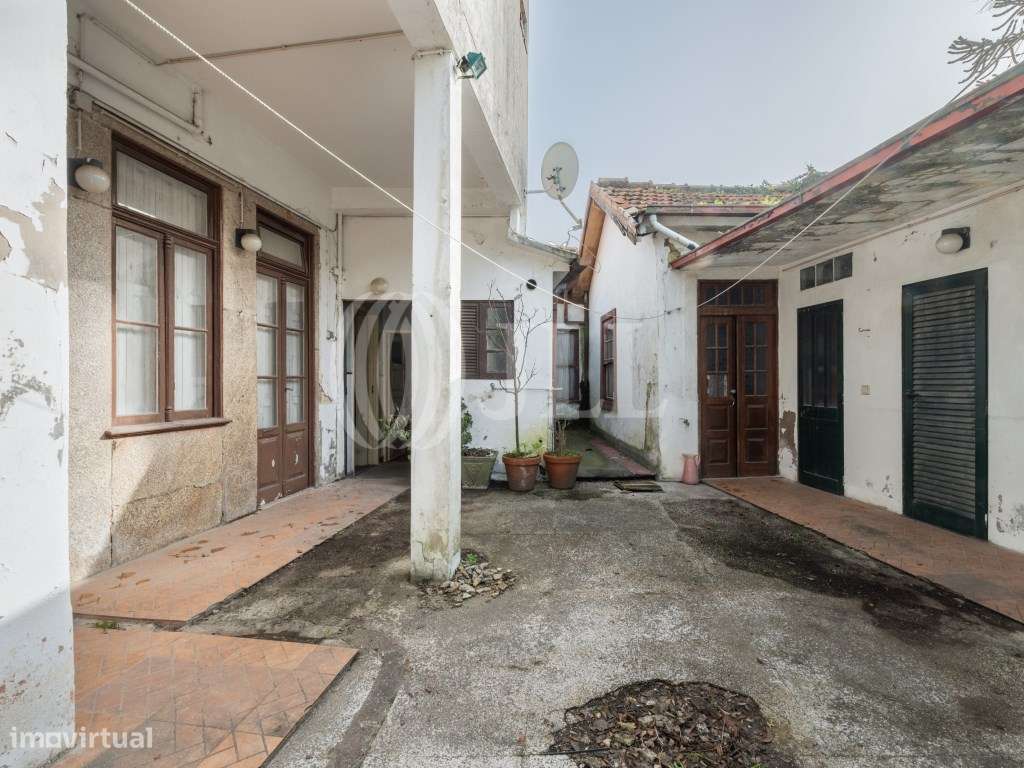 Prédio para reabilitação total, em Campanhã, Porto-28