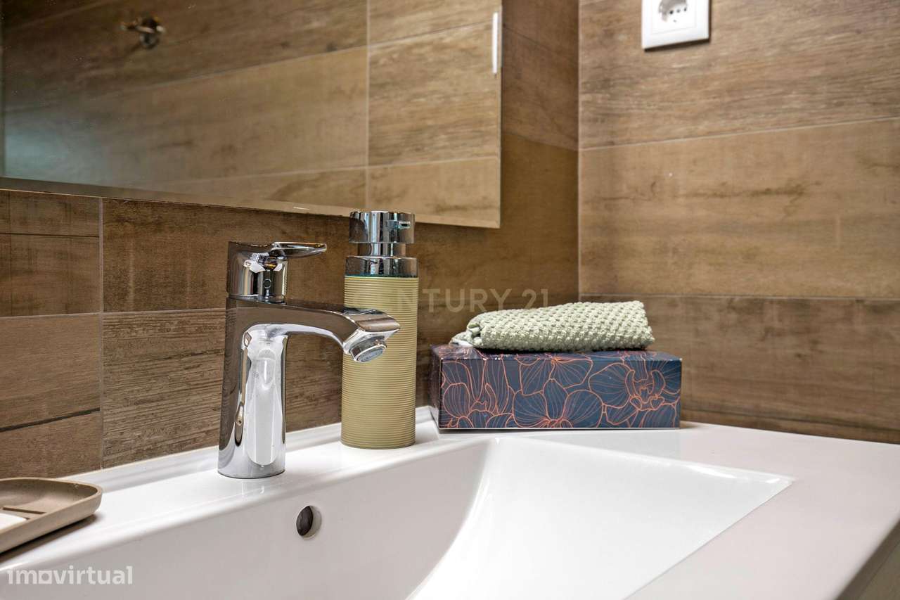 Moradia Contemporânea T3 com Terraço no Coração do Bairro do Troino –-15