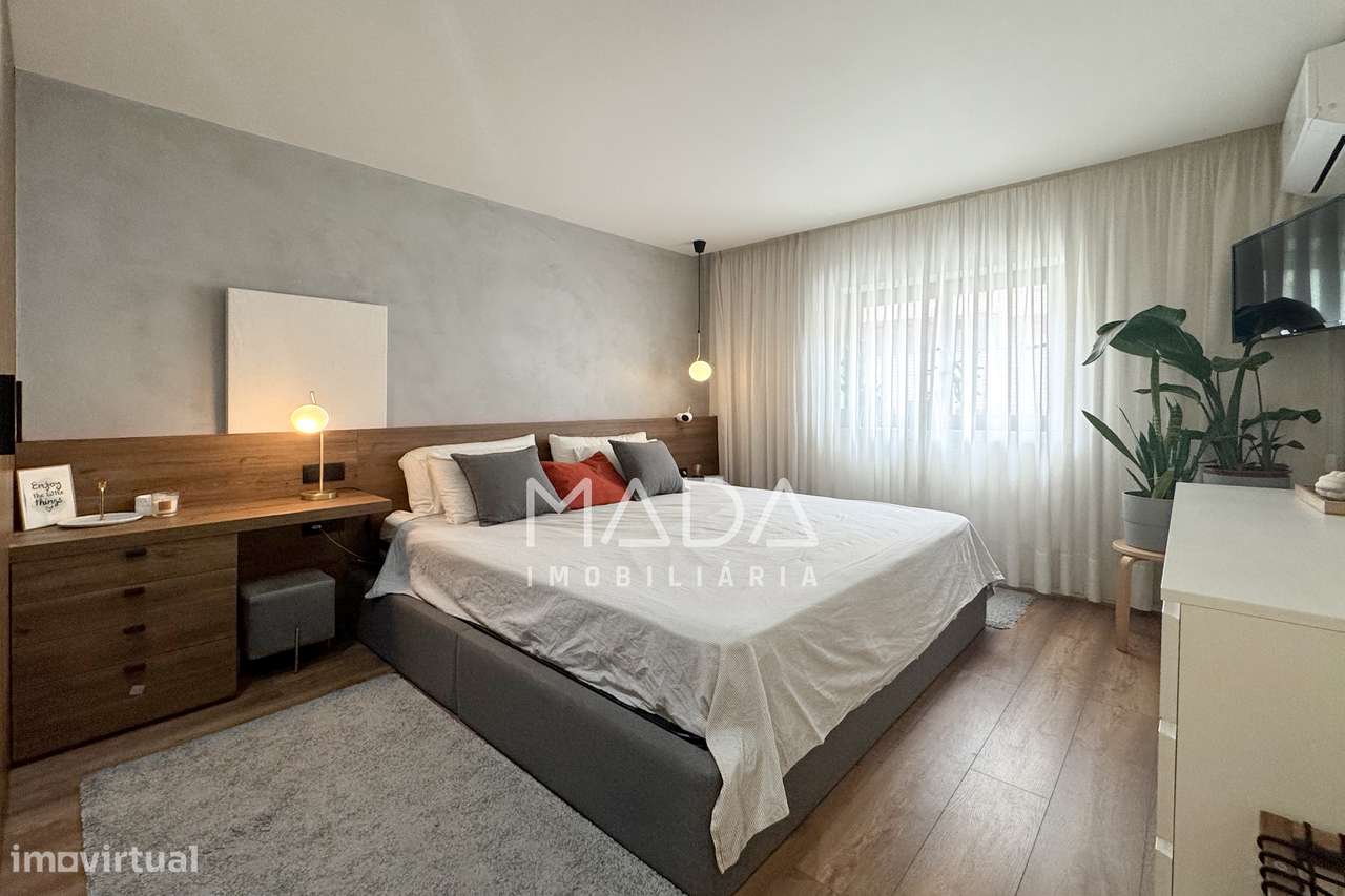 RENOVADO Apart. T3 c/2 suites e garagem fechada no centro de Braga-13