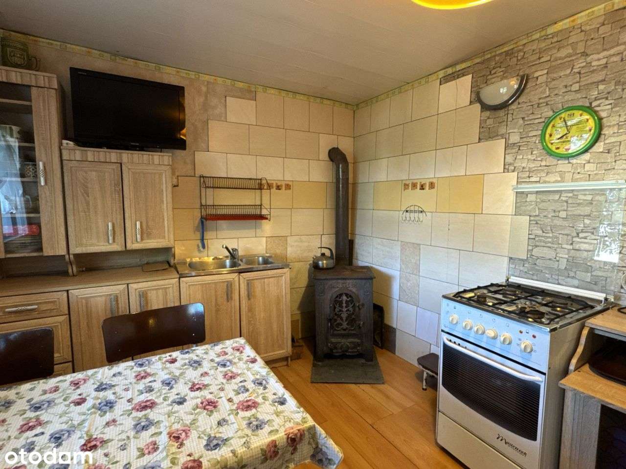 Domek letniskowy z piękną działką wśród zieleni-11