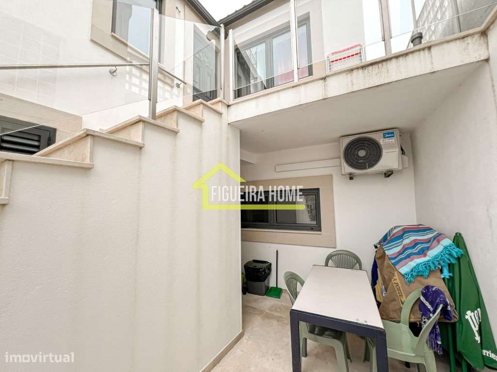T1+1 inteiramente renovado a 100m da praia de Buarcos na Figueira d...-29