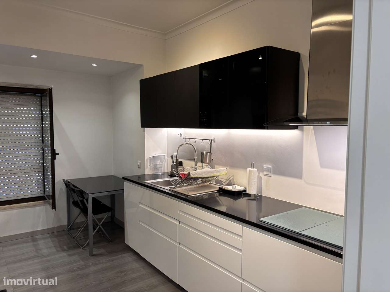 Fantástico Apartamento T2 no Centro de Carnaxide - Grande imagem: 2/15