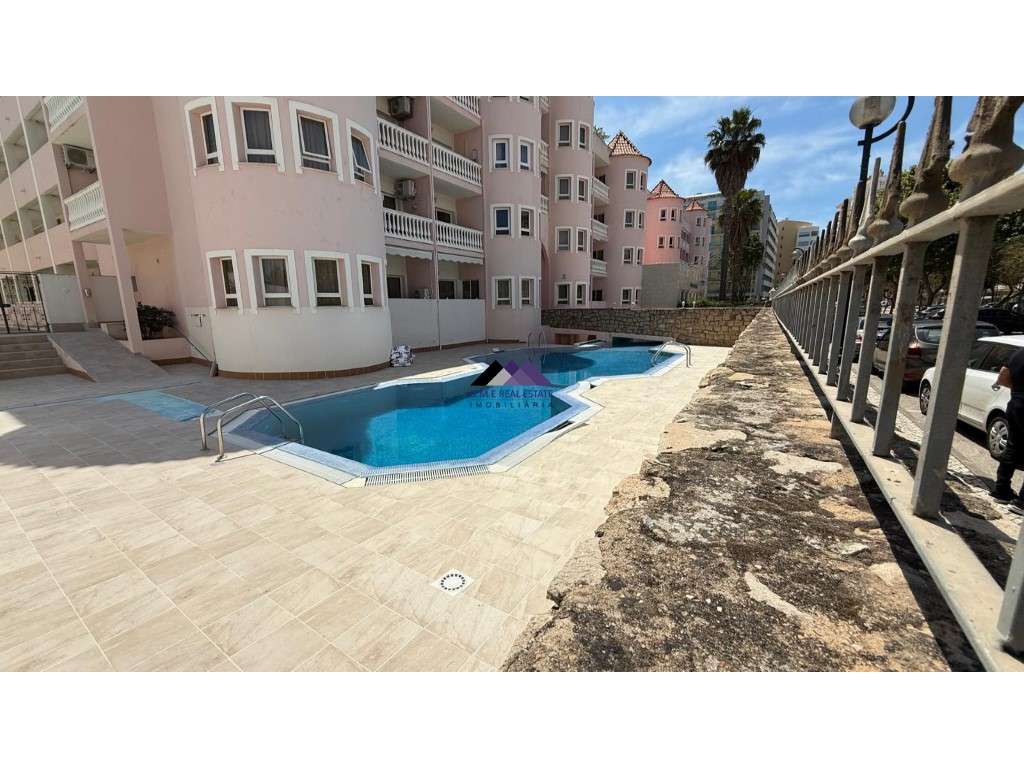 Apartamento T2 no Parque dos Reis-37