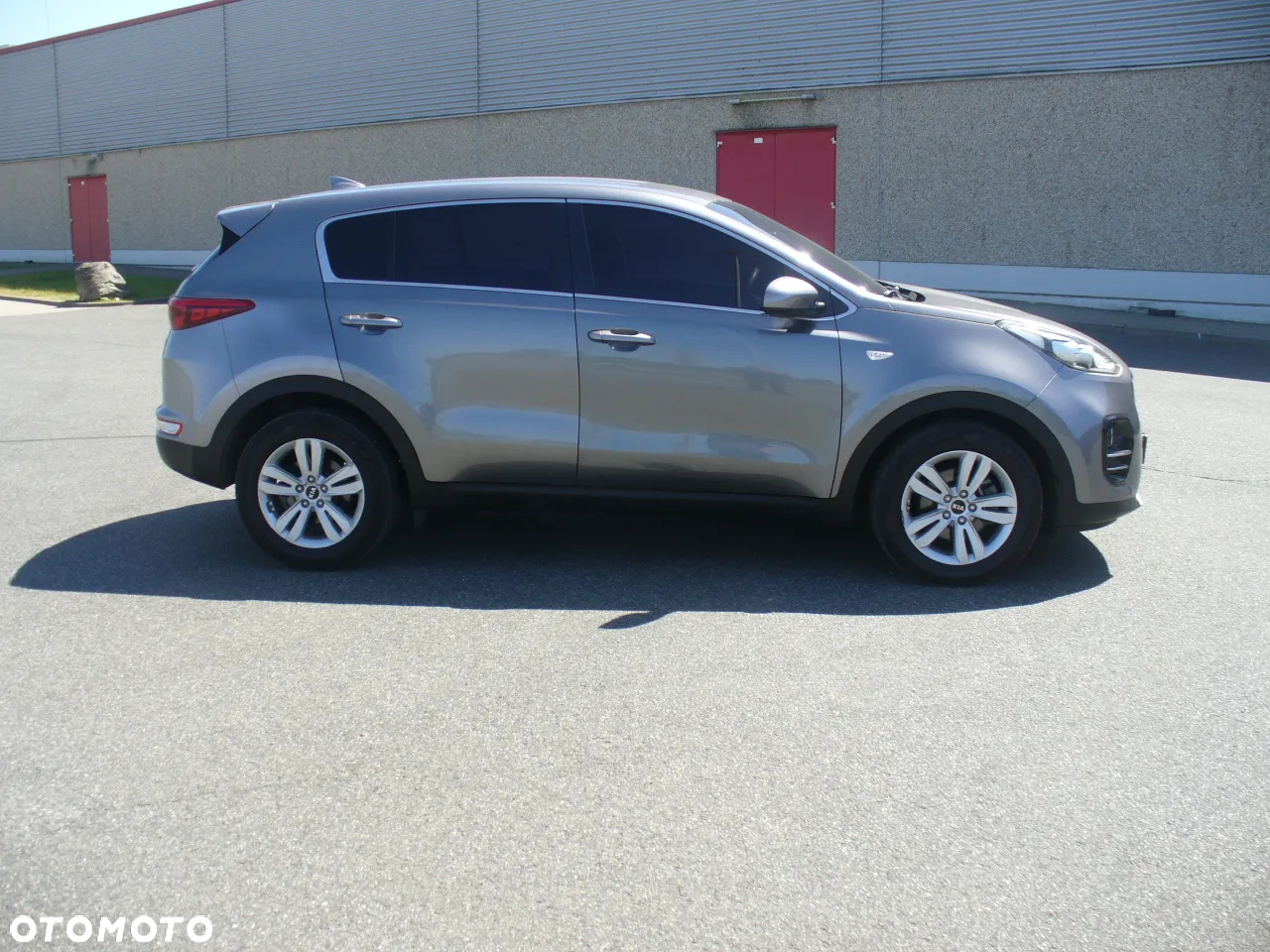 Kia Sportage 2,0 CRDI AWD Platinum - 9