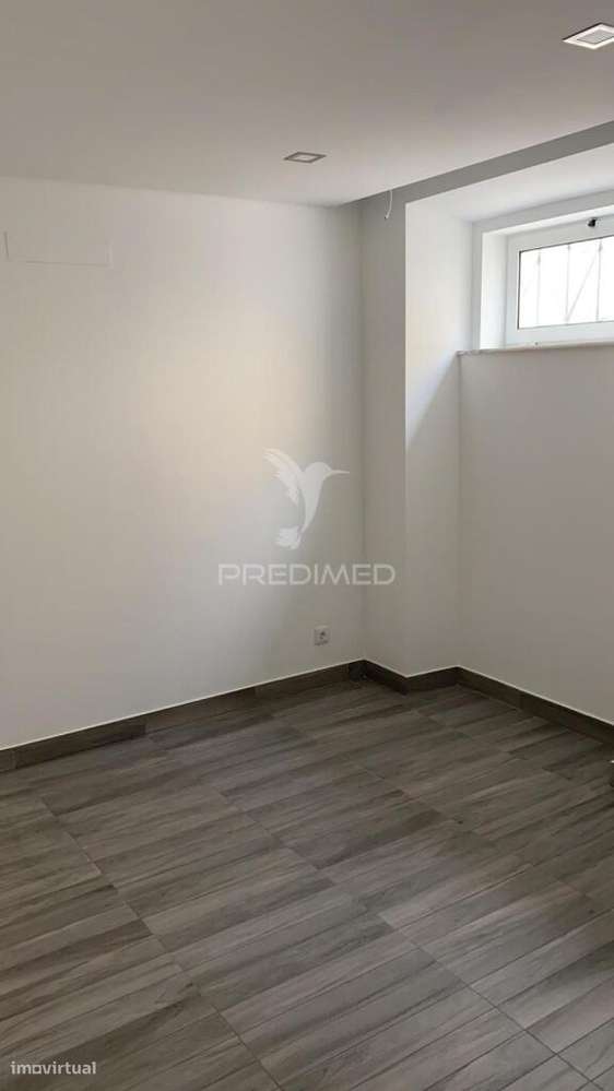 Apartamento T4 renovado nos Anjos (Lisboa) - Grande imagem: 4/28