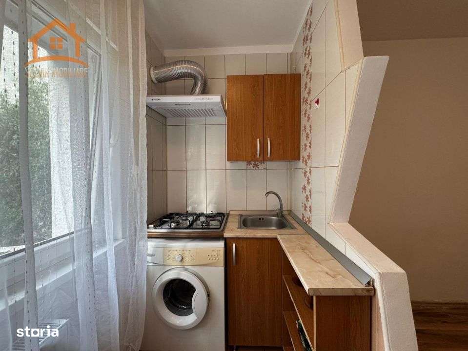 Tractorul, Metalurgistilor, garsoniera generoasa cu baie proprie-4