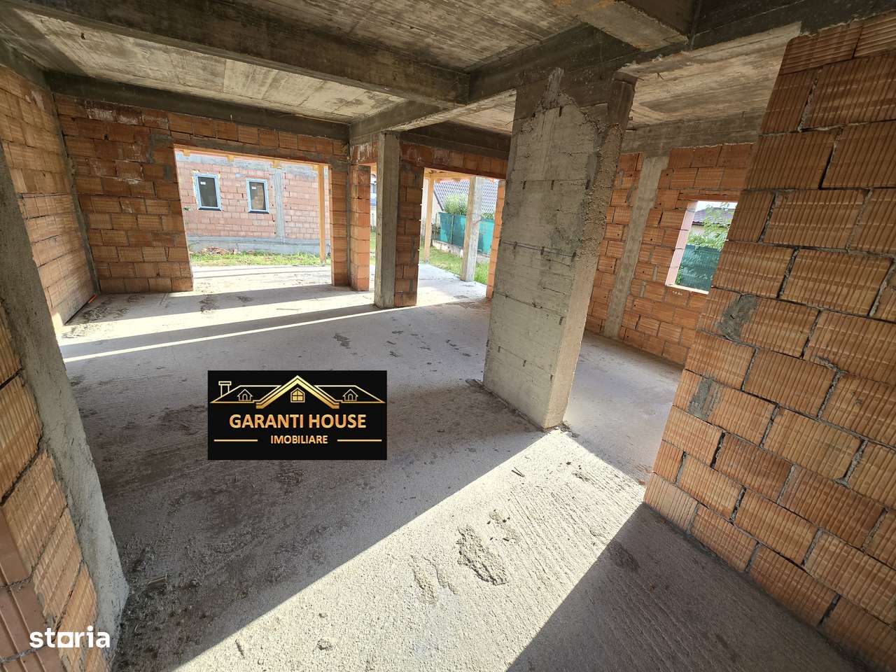 Zona Marul de Aur, casa P+E, 152.45 mpc, 110 000€ negociabil - Imagine principală: 4/8