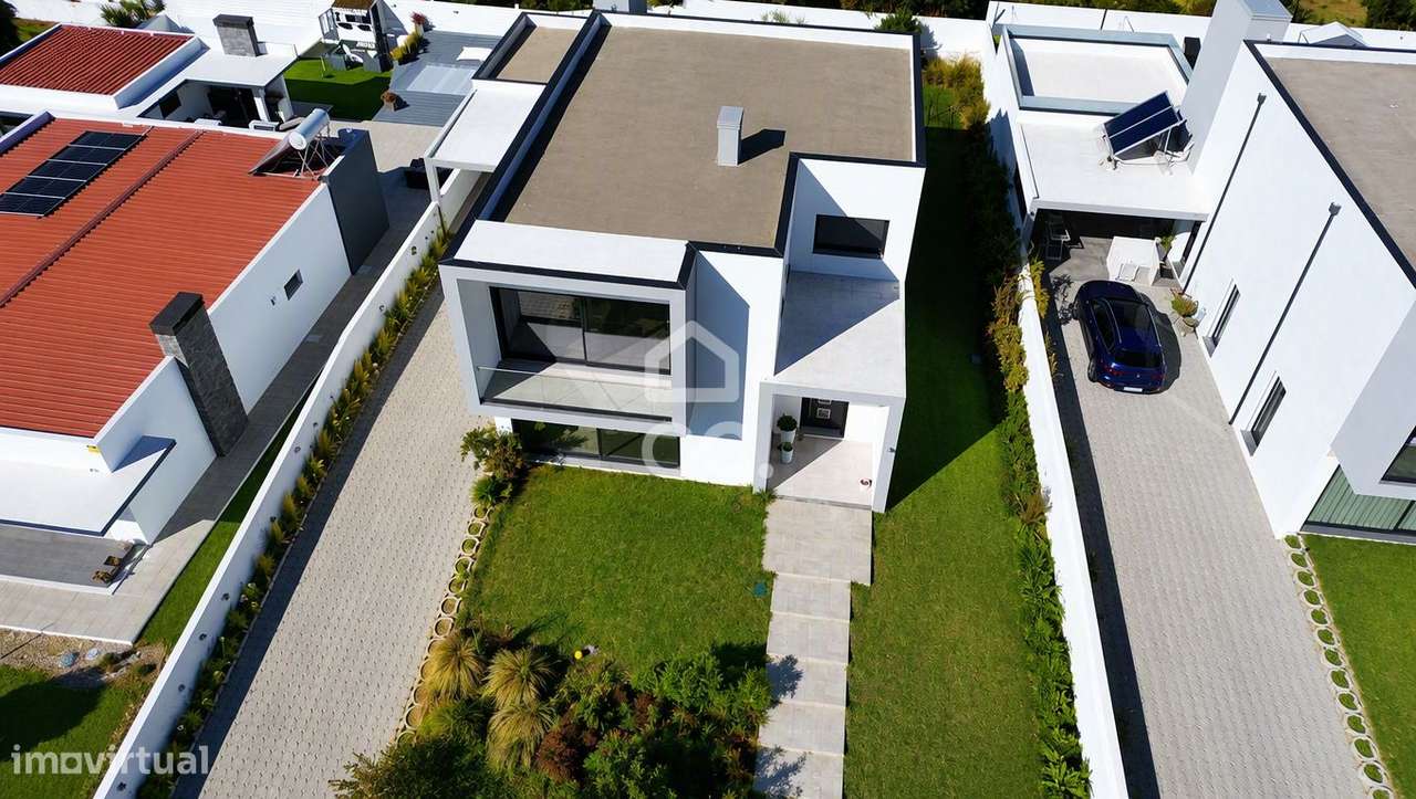 Moradia T4 Contemporânea em Mafra | Conforto, Design e Eficiência A+-3