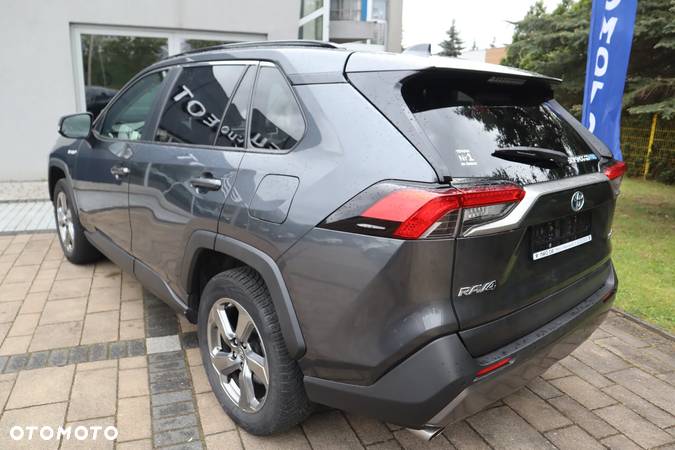 Toyota RAV4 - 7