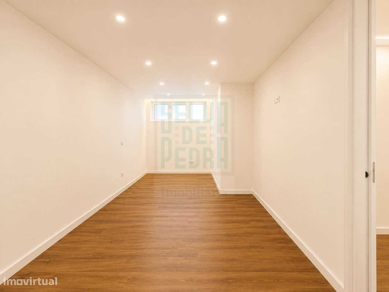 T2+1 Remodelado com 140m² em Paços de Ferreira-30
