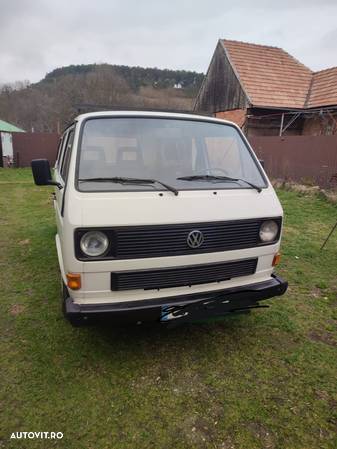 Volkswagen Transporter - 1