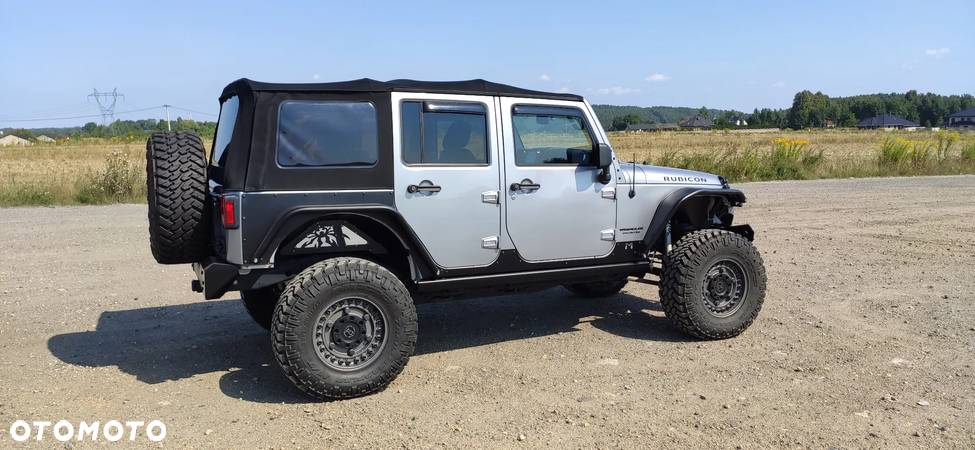 Jeep Wrangler 3.6 Unlim Rubicon - 10