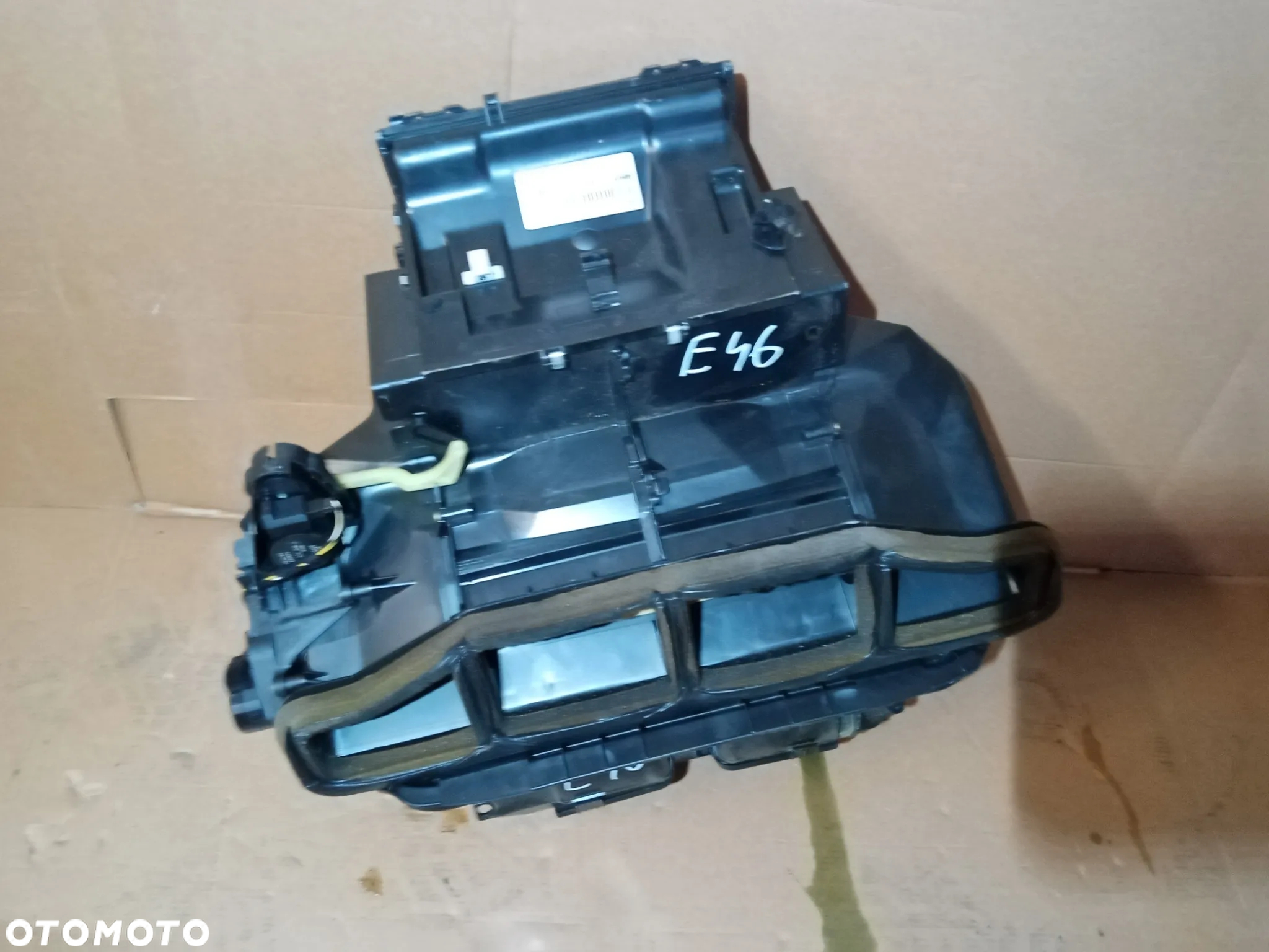 Nagrzewnica dmuchawa powietrza BMW 3 E46 6902870 - 6