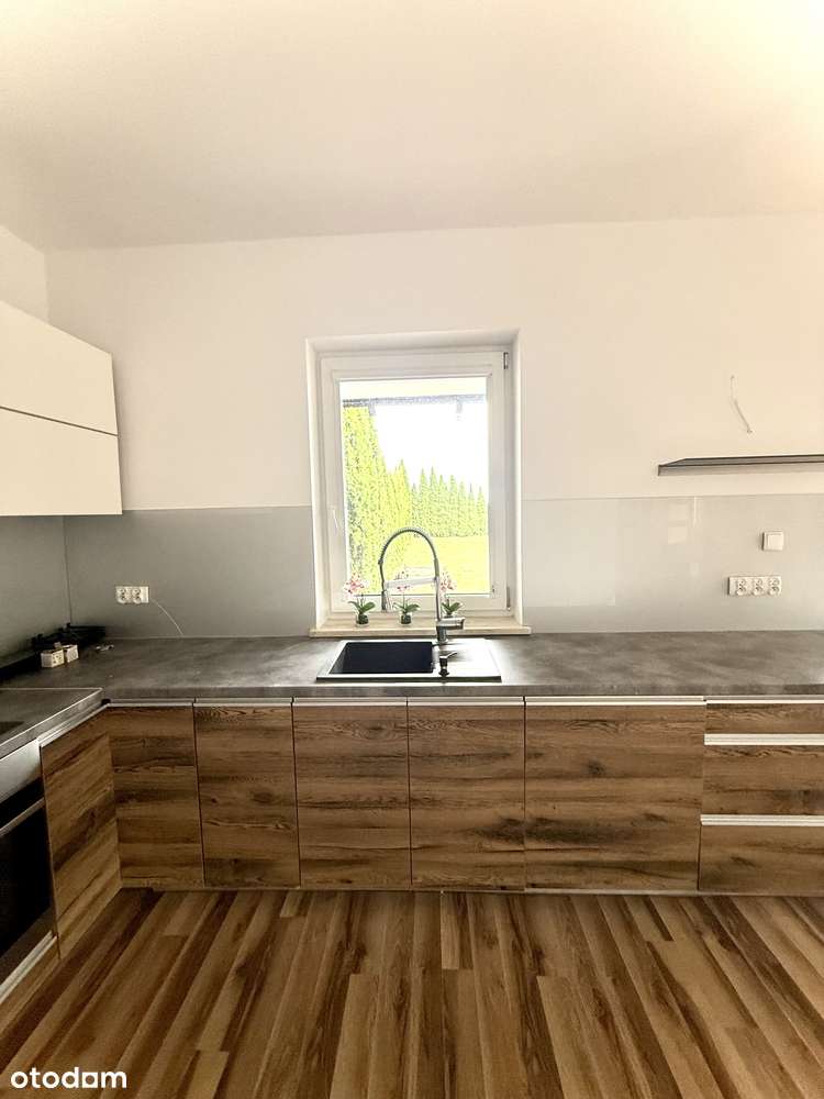 Dom GOTOWY do ZAMIESZKANIA-Komfortowy układ z GARAŻEM i OGRODEM-154 m2-4