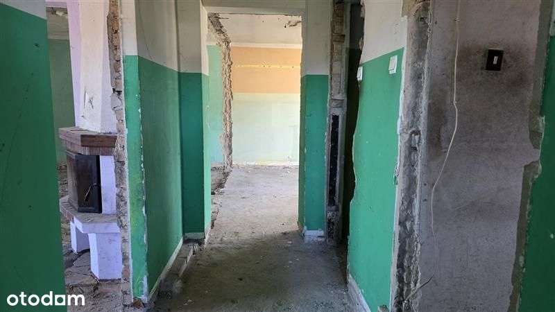 Połowa domu do remontu, duży potencjał.-15