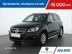 Volkswagen Tiguan - 1