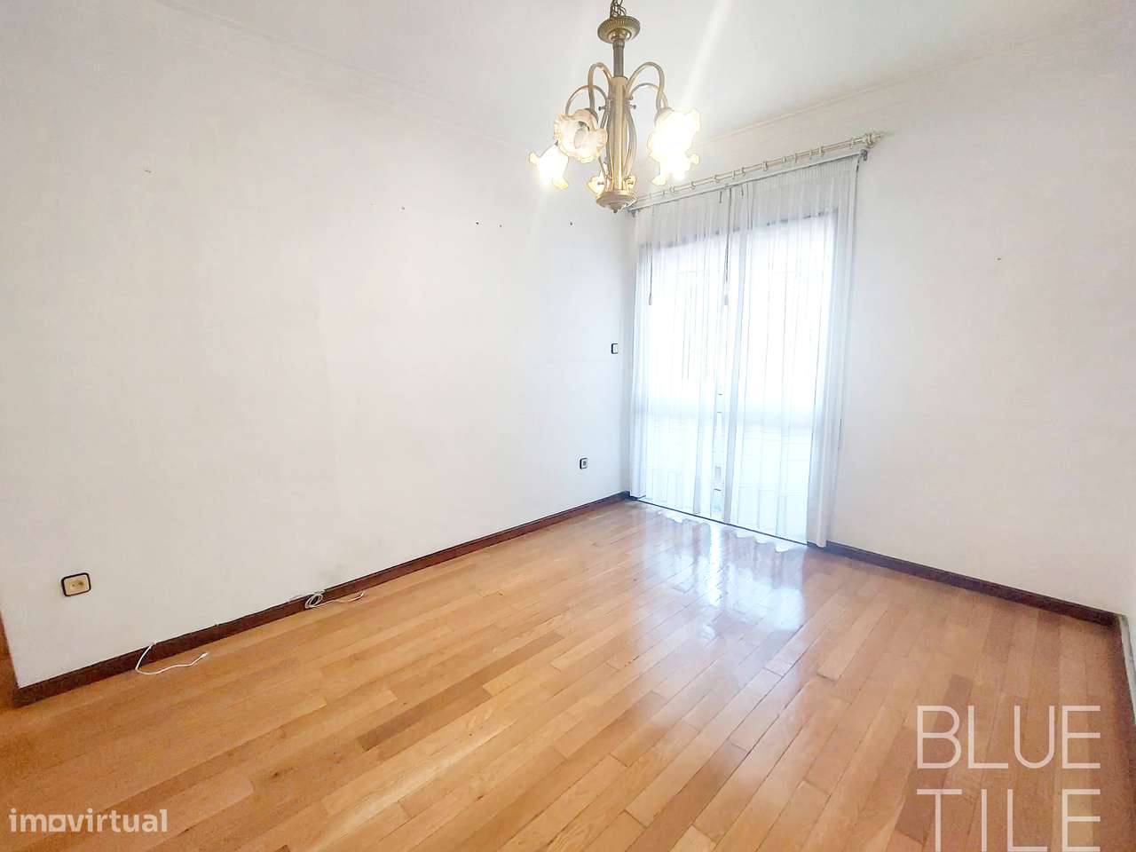 Apartamento T4 em Serpa Pinto-27