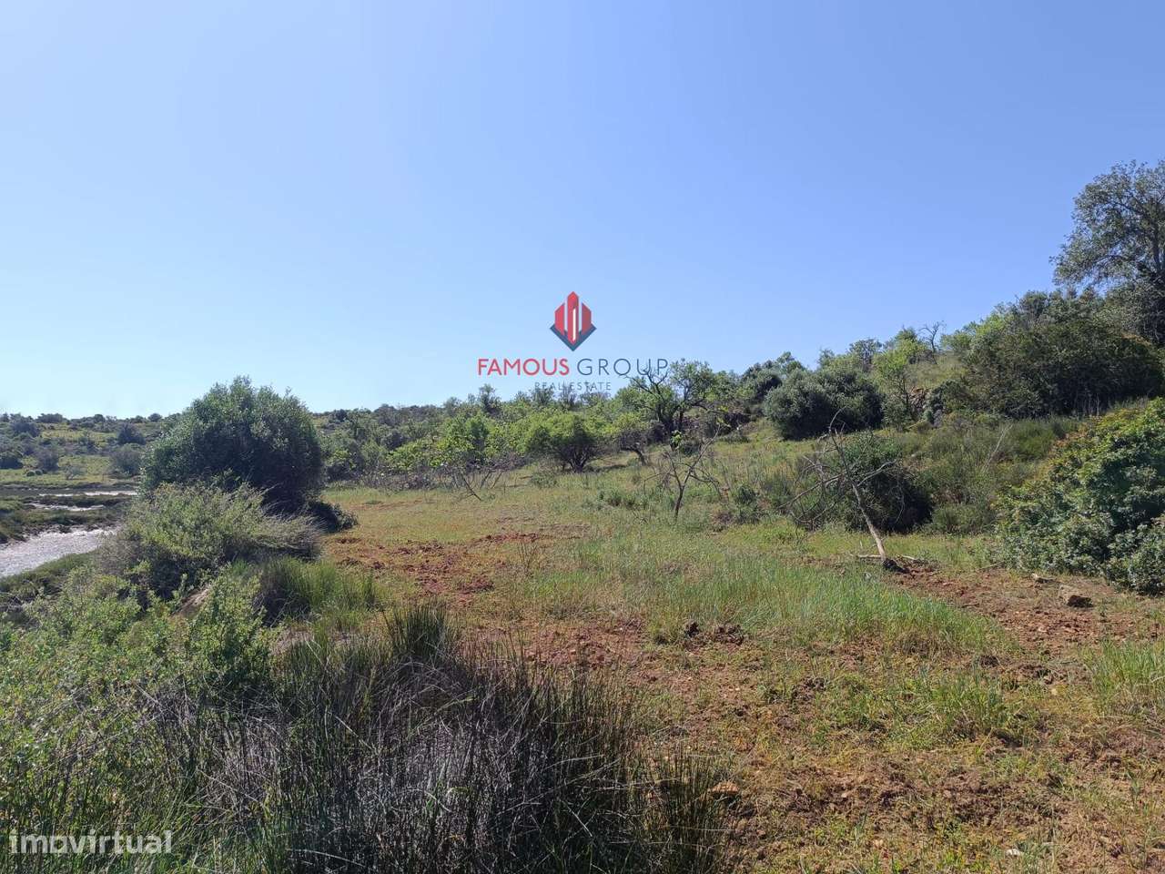 Quinta com 9 Hectares , junto ao rio Arade excelente investimento-33