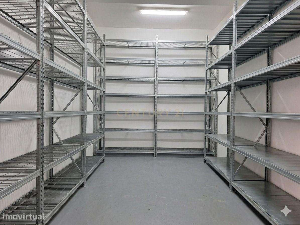 Espaço comercial à venda na Rua Quirino Rosa,19 na Amadora - Grande imagem: 5/8