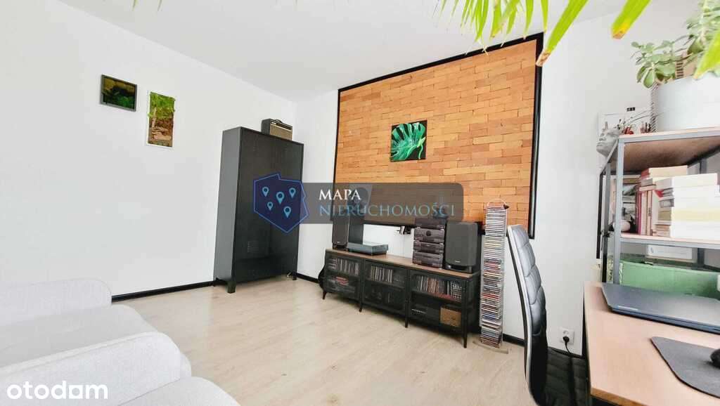 Wspaniałe trójstronne M4, teren ogrodzony Południe-15