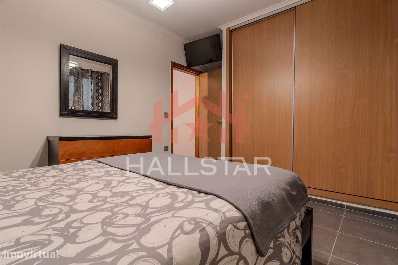 Moradia T1 Remodelada / Oportunidade de Investimento / Nazaré-11