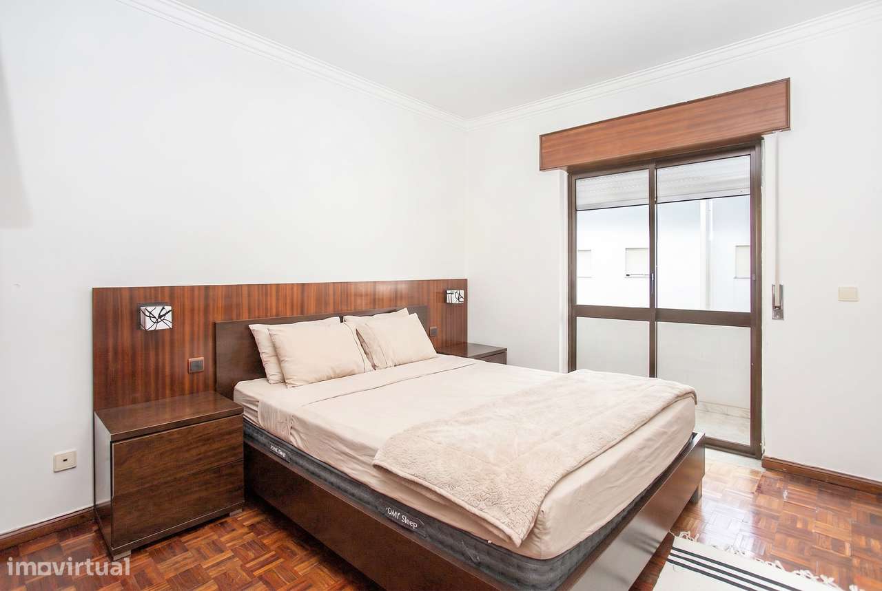 Apartamento T2 com Arrecadação-11