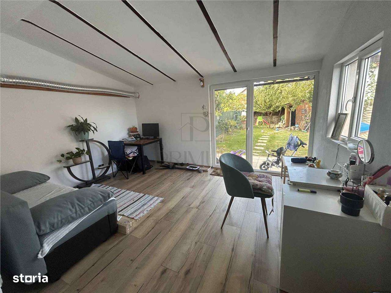 Utvin- partial mobilat si utilat- strada asfaltata- 4 camere - Imagine principală: 5/12