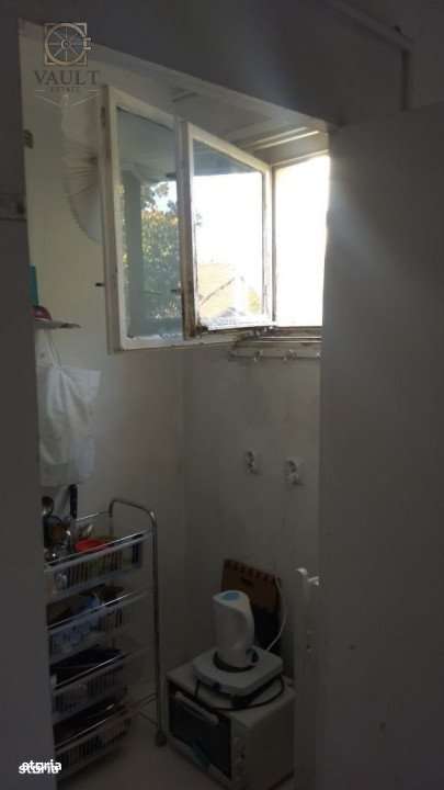 Garsoniera - Decebal - P-ta Alba Iulia  FARA RISC - Imagine principală: 2/3