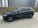 Volvo XC 60 T5 AWD Momentum Pro - 5