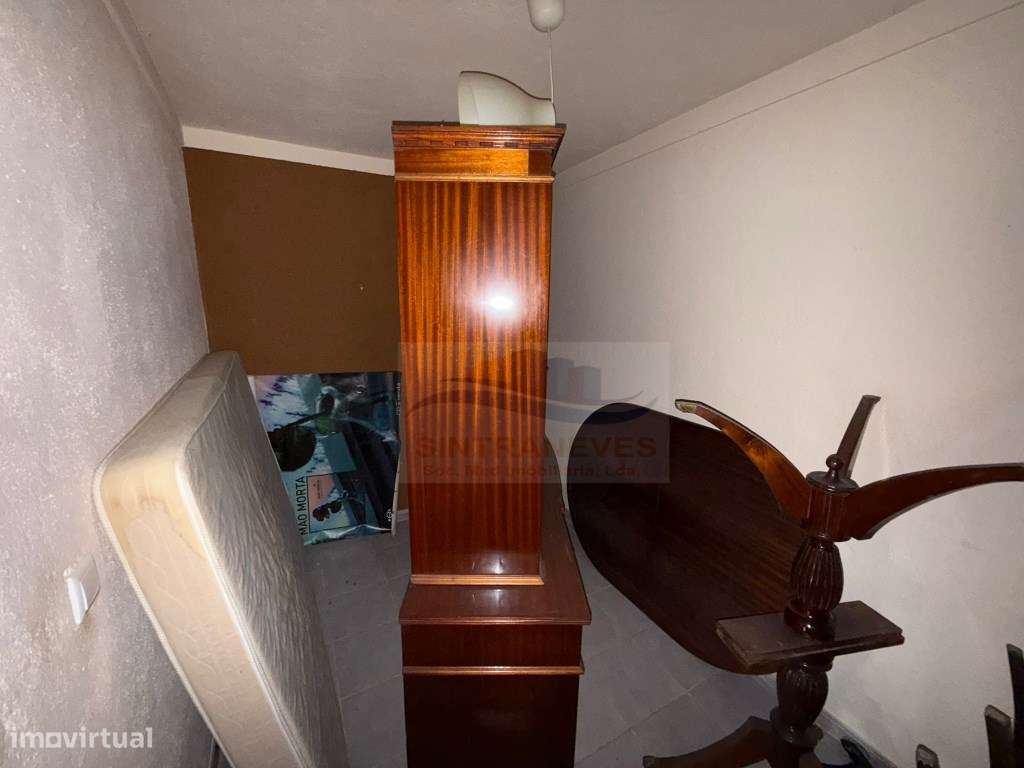 Apartamento T1 + 2 com logradouro - Grande imagem: 5/26