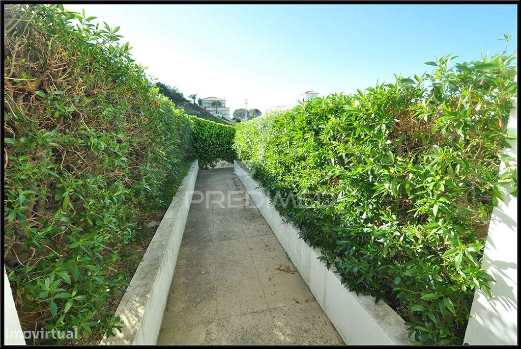 Condomínio com piscina perto da praia e da marina - Grande imagem: 5/23