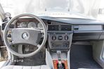 Mercedes-Benz W201 (190) - 5