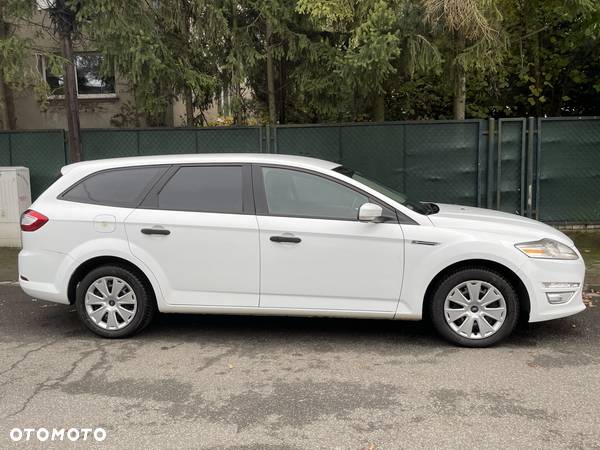 Ford Mondeo 1.6 Trend - 23