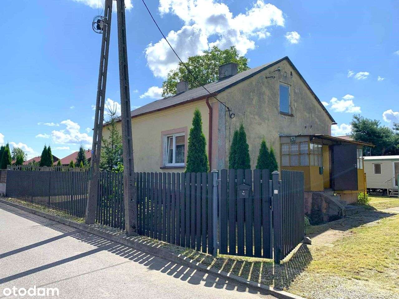 na sprzedaż dom w Uniejowie woj łódzkie-6