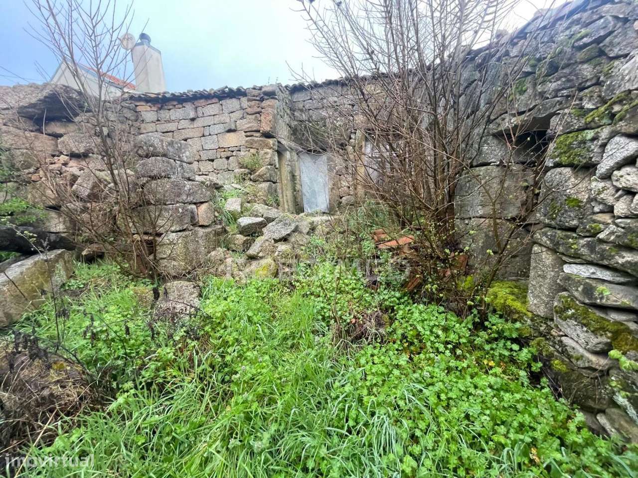 Casa em ruina para construção - Grande imagem: 4/12