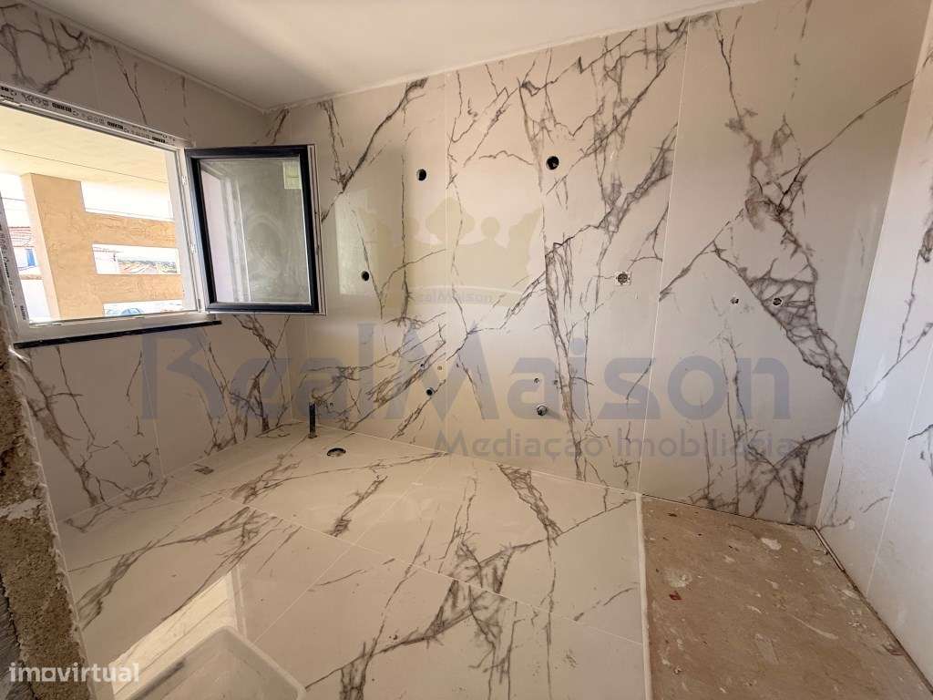 Moradia T4 - Nova Construção - Terrugem (Sintra)-6