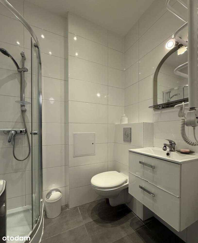 Ustawne mieszkanie 3 pokojowe z oddzielną kuchnią i balkonem!-11