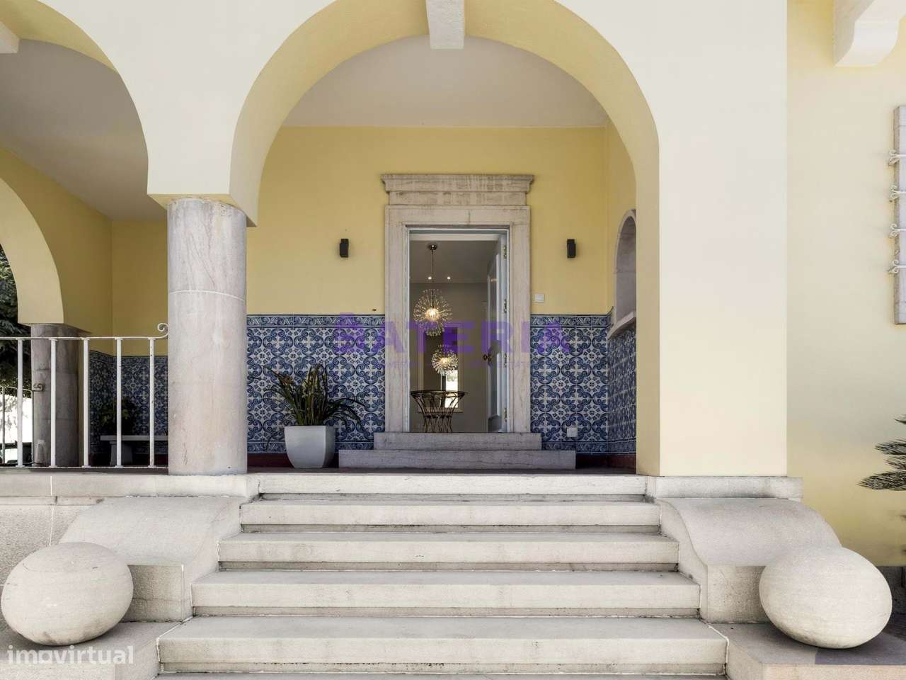 Moradia de escritórios na Gago Coutinho - Grande imagem: 2/7